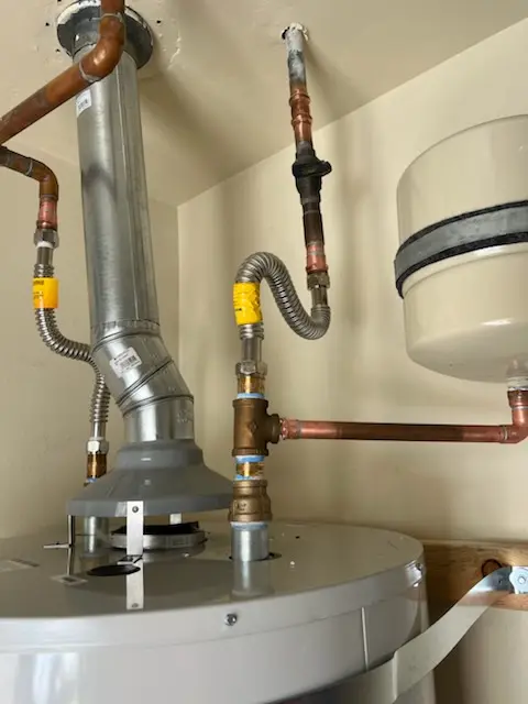 Water heater installation and plumbing repair in Langhorne Gardens